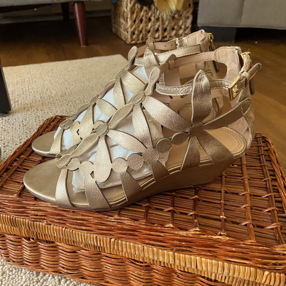 Tory Burch Metallic Gold Sandal Designer